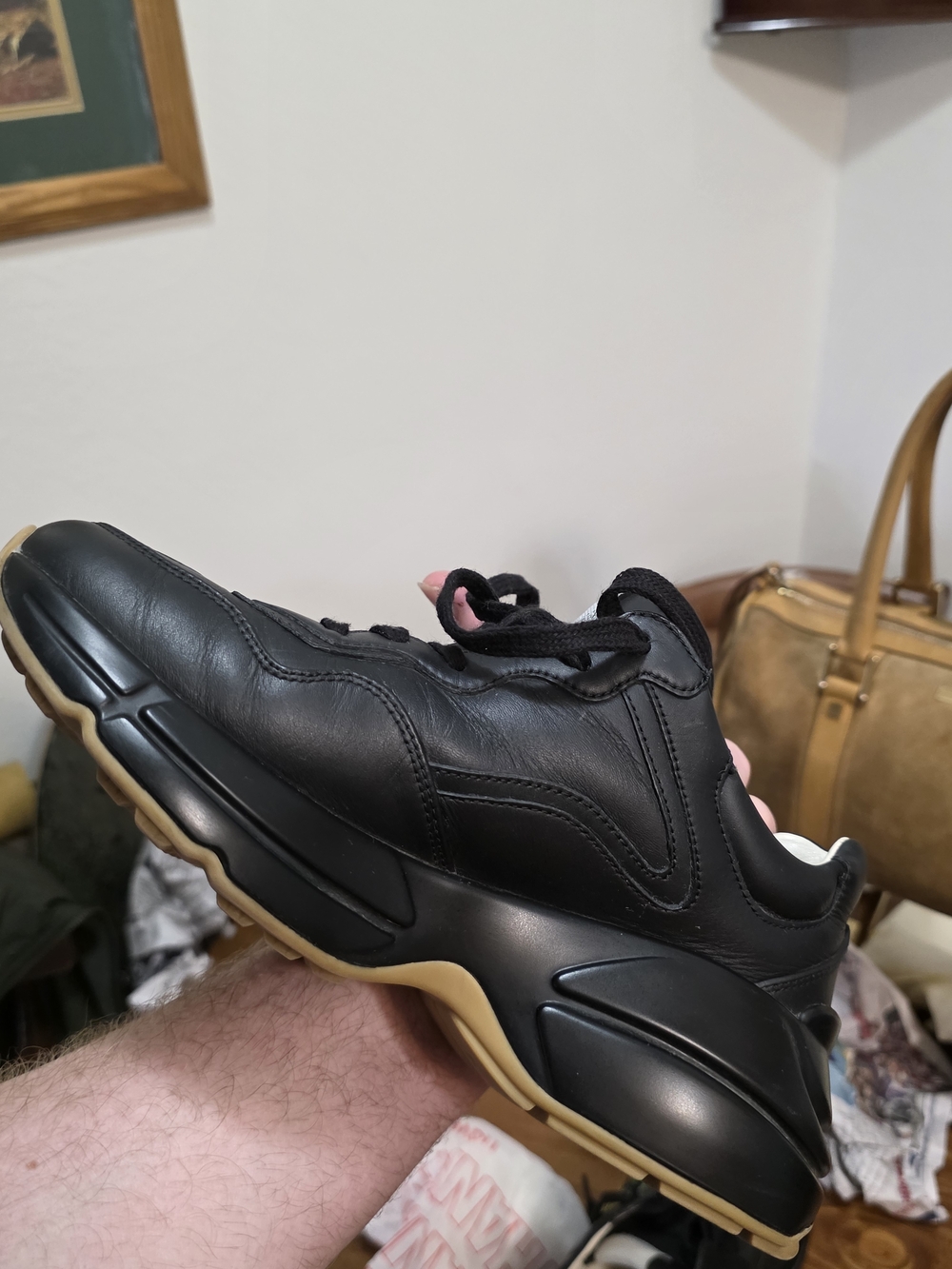 Gucci Black Leather Men's Sneaker with Rainbow Logo Accent With C.O.A. - Picture 7 of 15